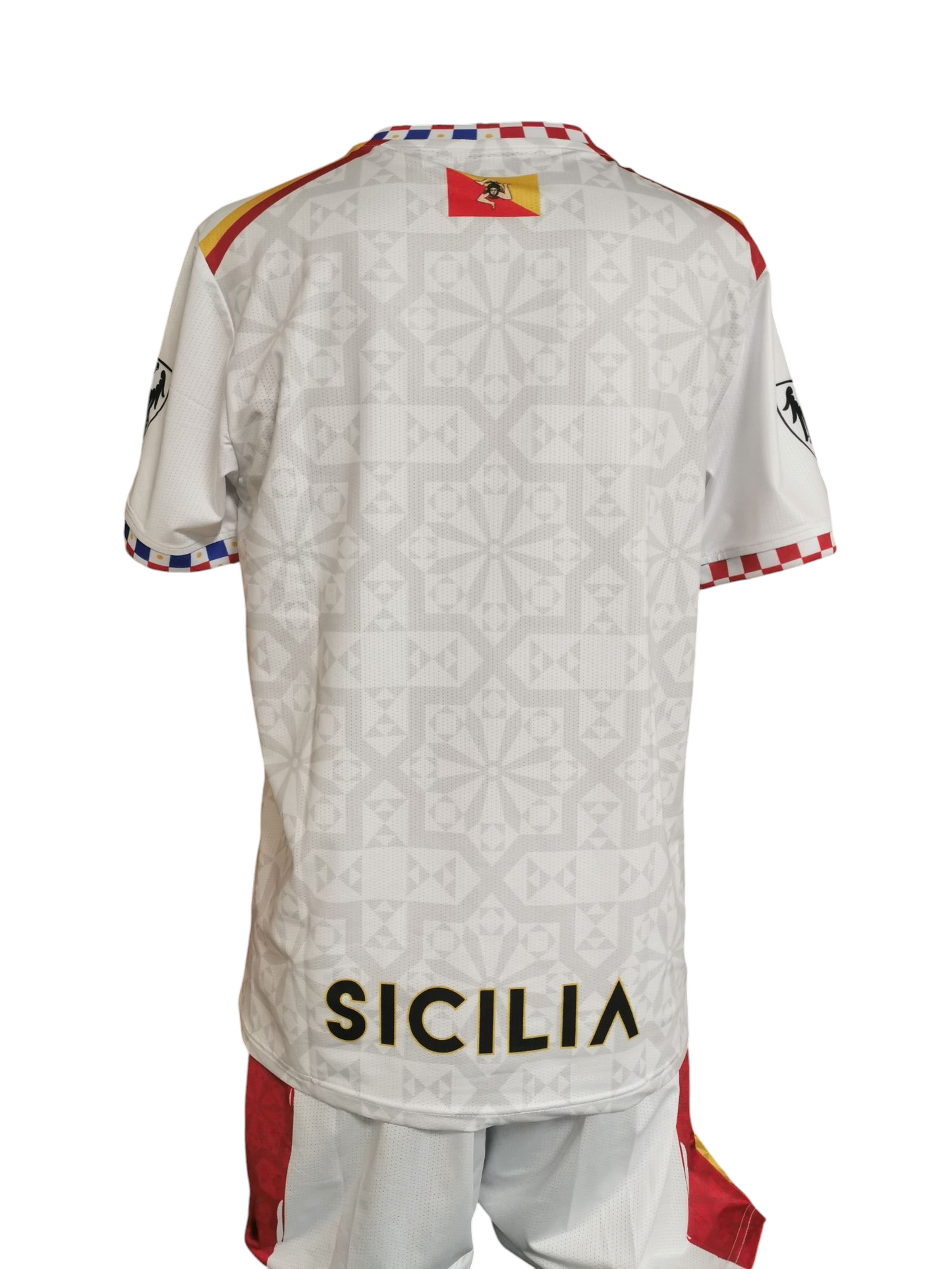 COSTANZA MAGLIA AWAY